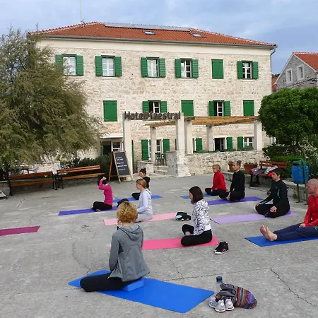 Hotel Maestral Prvić Luka