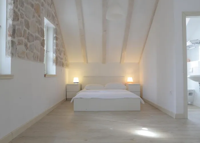 Maestral Hotel Prvić Luka