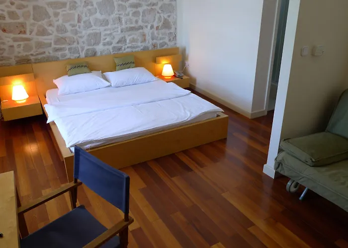 Maestral Hotel Prvić Luka