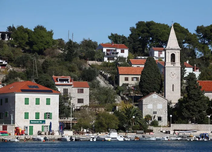 Maestral 3* Prvić Luka